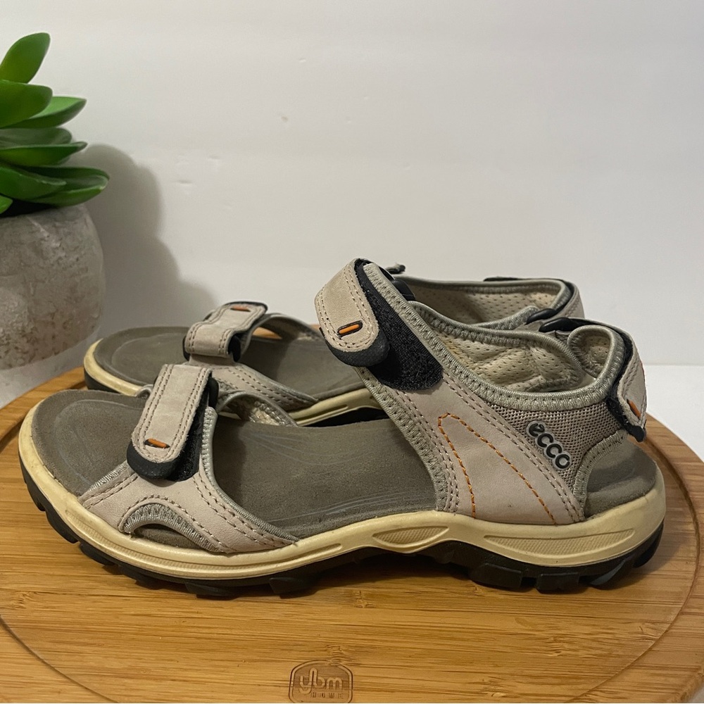 Ecco Sport‎ Hiking Sandal Women’s 8 Outdoor Strappy Khaki Trail Shoe Gorpcore
